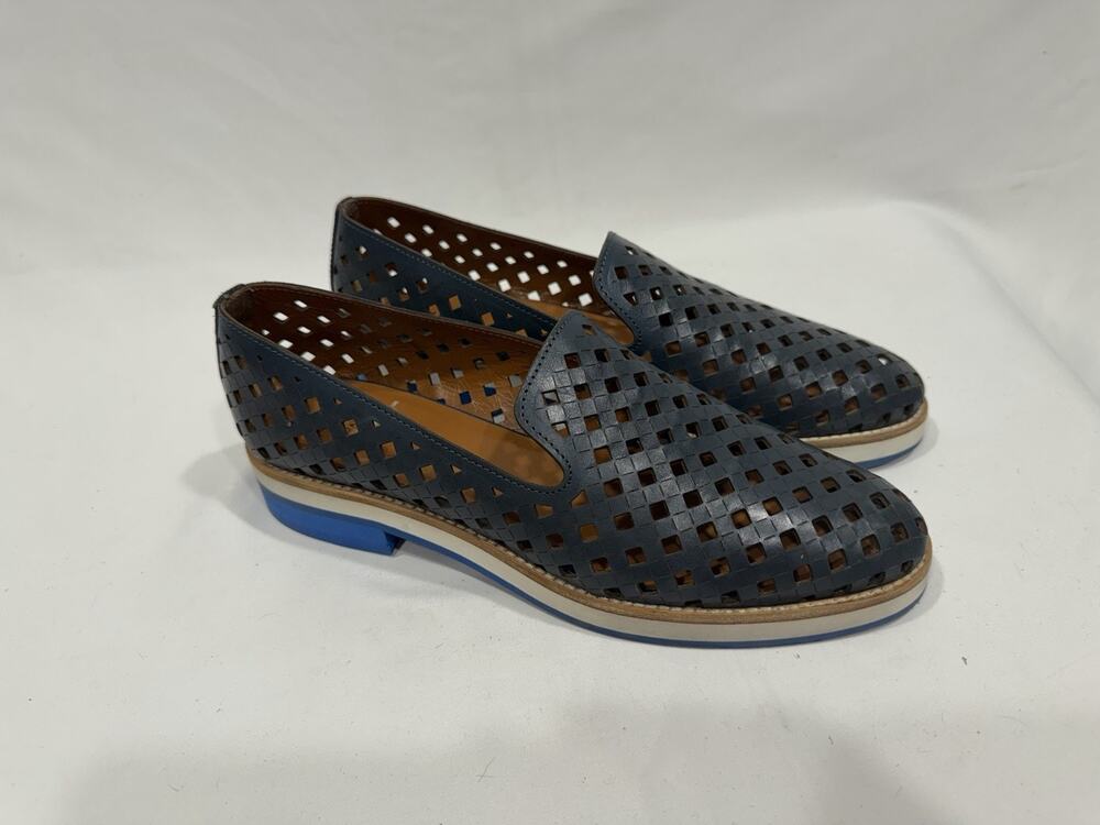 Aquatalia Women 6.5 Navy Blue Perforated Shoes Made In Italy